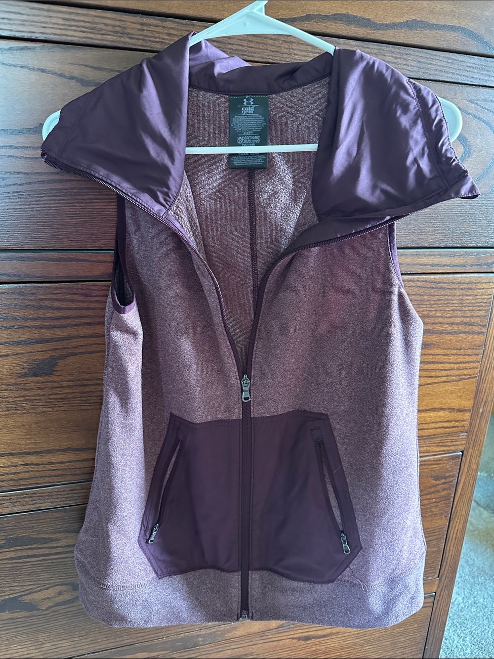 Under Armour Women's Plum Hooded Sleeveless Vest